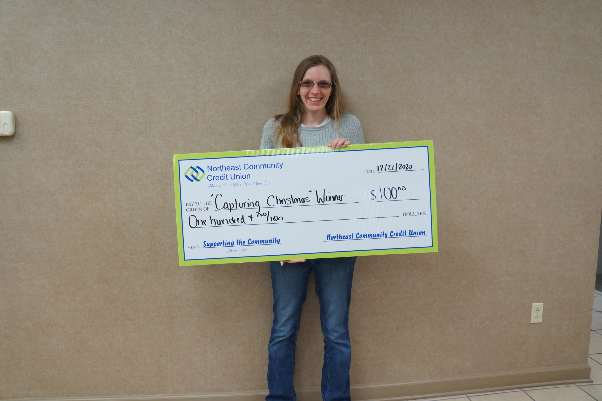 Capturing Christmas - Rebecca Pippin